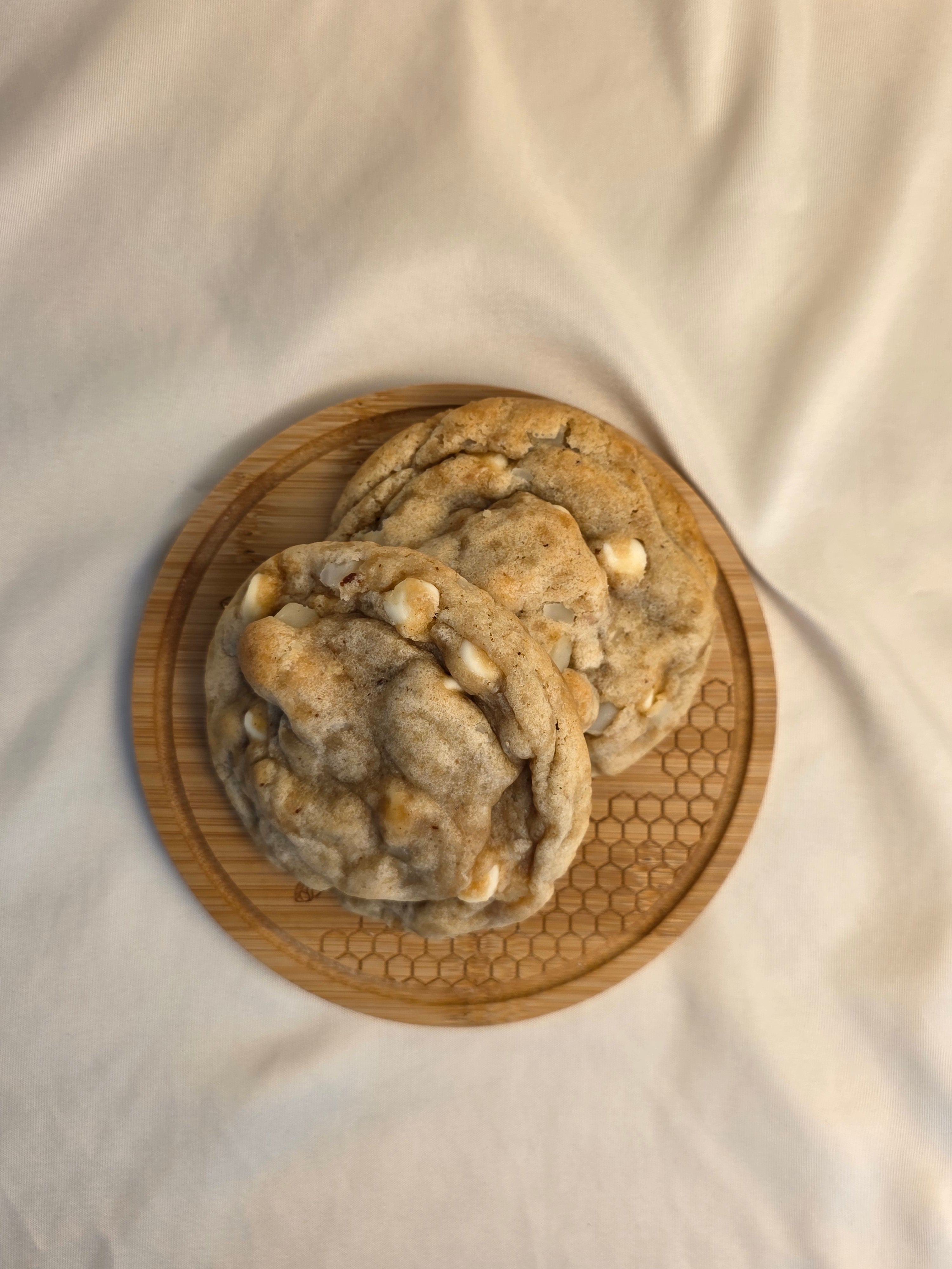 White Chocolate Macadamia